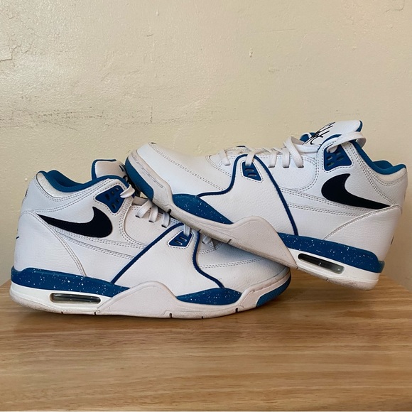 NIKE AIR FLIGHT 89’ SIZE 10 - Picture 1 of 6